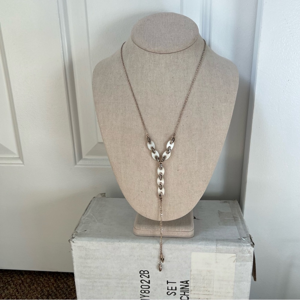 Gold tone white enamel accent y shaped lariat necklace long lanyard formal layer